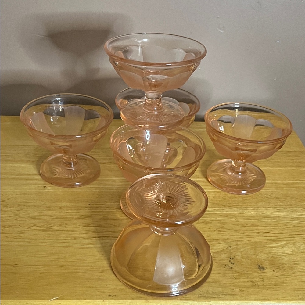 😄MCM pink depression dessert cups (6)